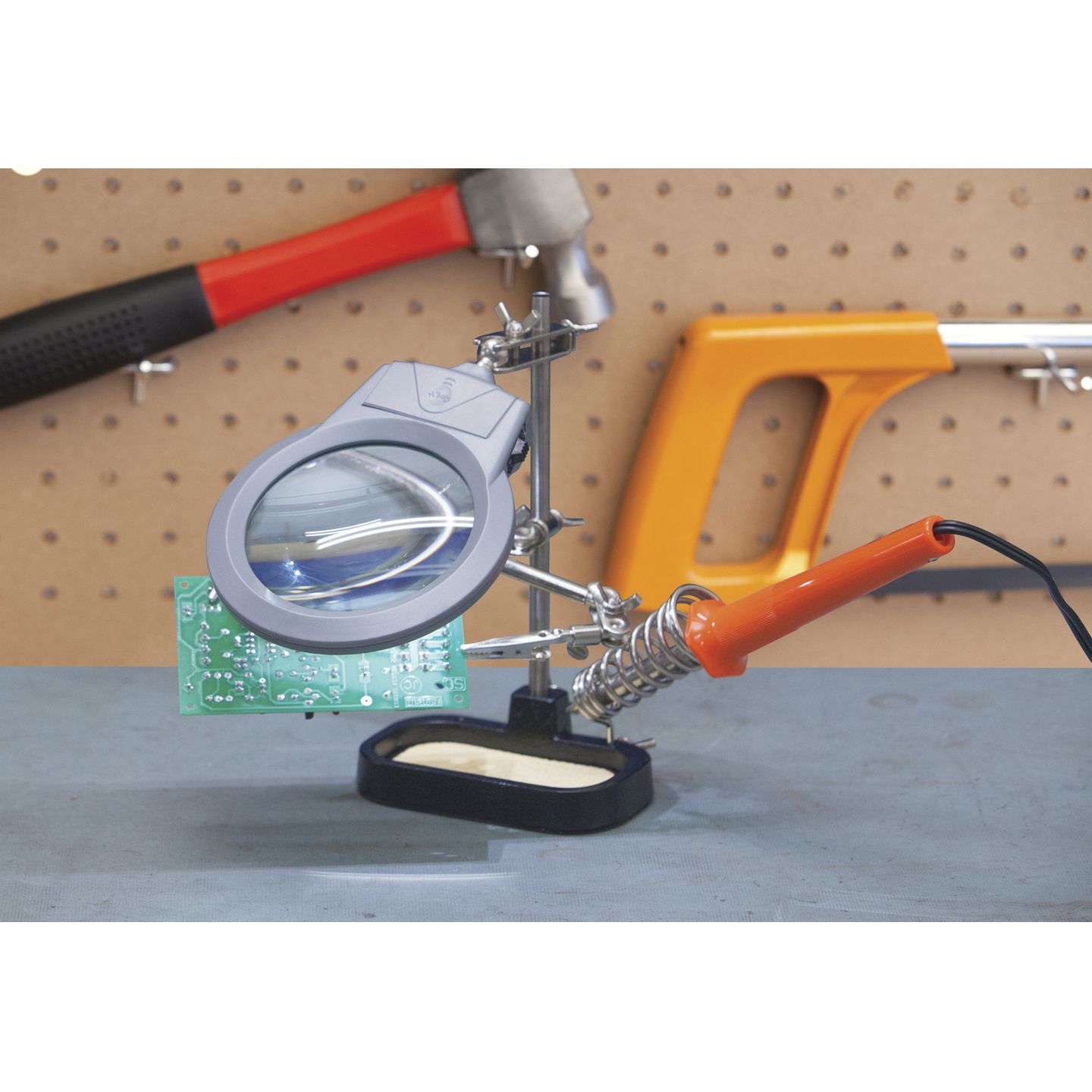 Soldering Stand Magnifying Glass & Helping Hand TE-801 Soldering Stand Magnifying Glass & Helping Hand TE-801